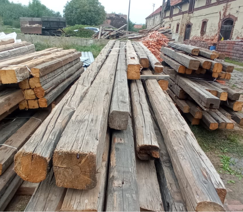 ACHAT DU VIEUX BOIS